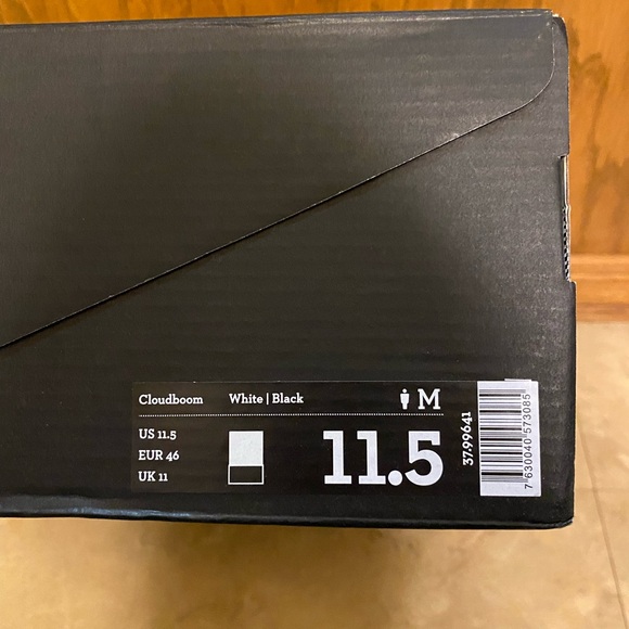 NWT On Cloudboom Running Shoes - Picture 7 of 8